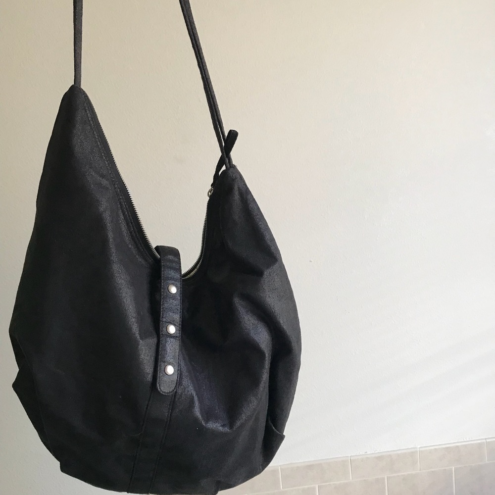 Alice and Olivia purse